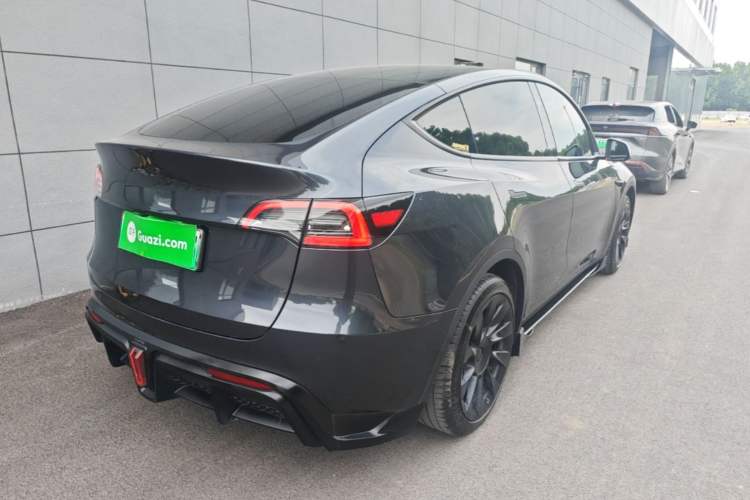 Used Tesla Model Y 2024 Rear-Wheel-Drive Version Rear Right 45 Deg