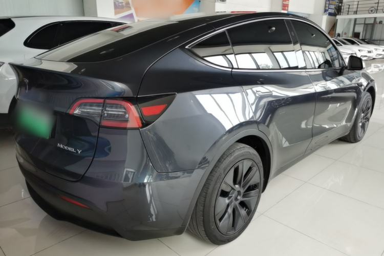 Used Tesla Model Y 2024 Rear-Wheel-Drive Version Rear Right 45 Deg