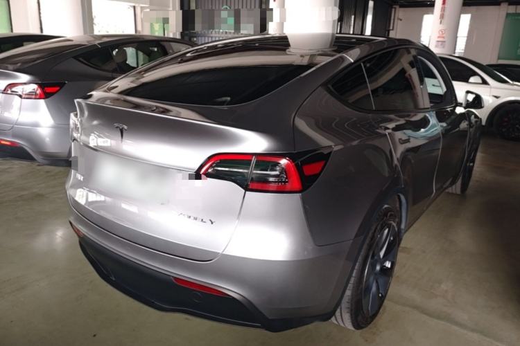 Used Tesla Model Y 2024 Rear-Wheel-Drive Version Rear Right 45 Deg