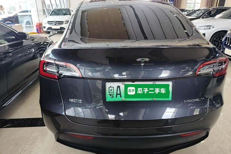 Used Tesla Model Y 2024 Long-Range All-Wheel-Drive Version Rear