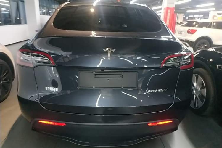 Used Tesla Model Y 2024 Rear-Wheel-Drive Version Rear