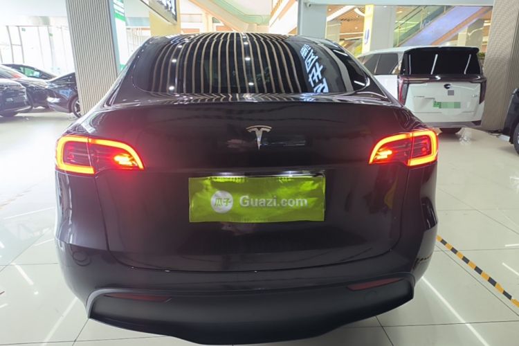 Used Tesla Model Y 2024 Long-Range All-Wheel-Drive Version Rear