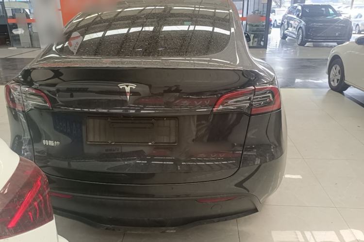 Used Tesla Model Y 2024 Long-Range All-Wheel-Drive Version Rear