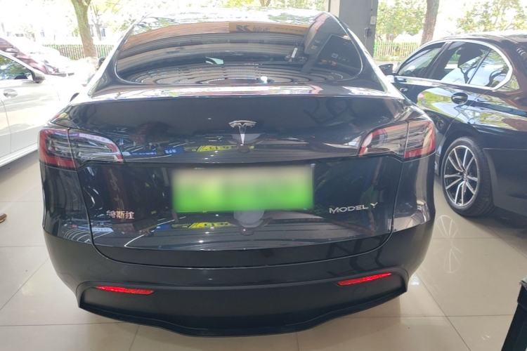 Used Tesla Model Y 2024 Rear-Wheel-Drive Version Rear