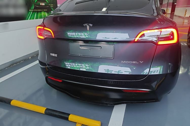 Used Tesla Model Y 2024 Rear-Wheel-Drive Version Rear