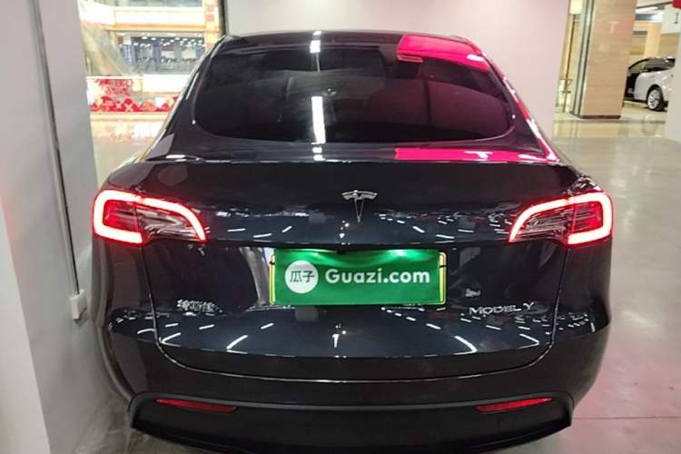 Used Tesla Model Y 2024 Long-Range All-Wheel-Drive Version Rear