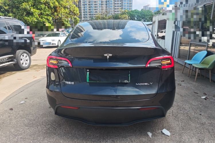 Used Tesla Model Y 2024 Long-Range All-Wheel-Drive Version Rear