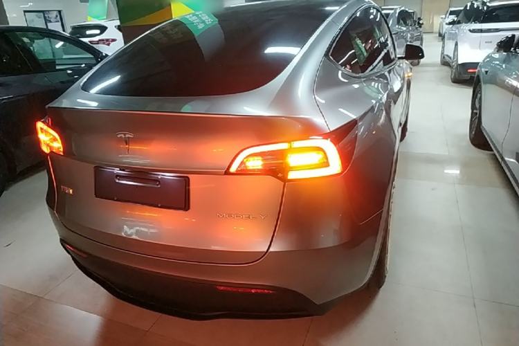 Used Tesla Model Y 2024 Rear-Wheel-Drive Version Rear