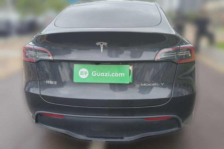 Used Tesla Model Y 2024 Long-Range All-Wheel-Drive Version Rear