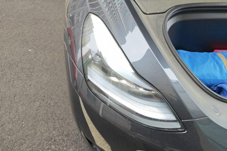 Used Tesla Model Y 2024 Rear-Wheel-Drive Version Right Front Headlight