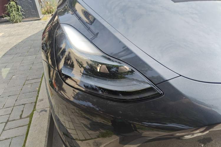 Used Tesla Model Y 2024 Rear-Wheel-Drive Version Right Front Headlight