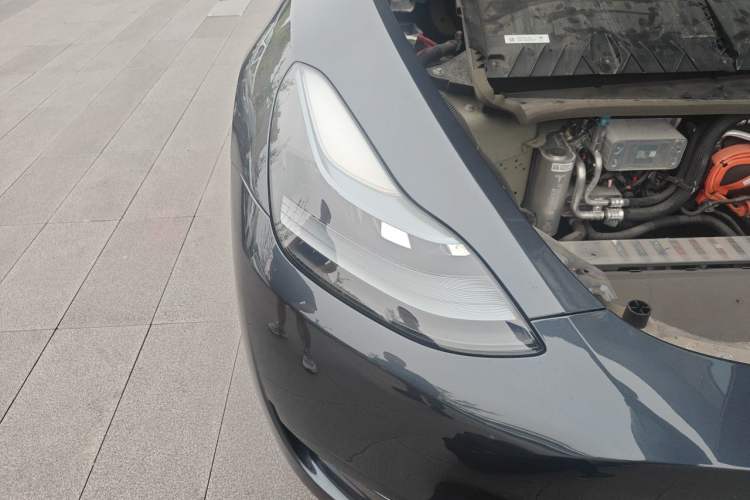 Used Tesla Model Y 2024 Rear-Wheel-Drive Version Right Front Headlight