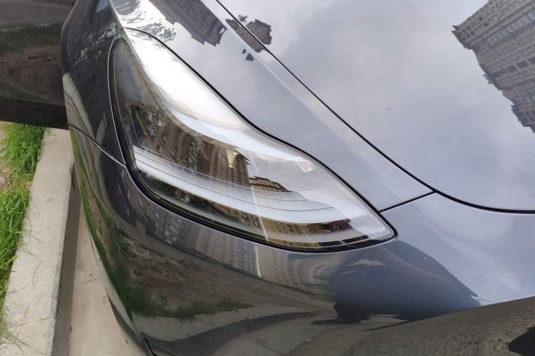 Used Tesla Model Y 2024 Rear-Wheel-Drive Version Right Front Headlight