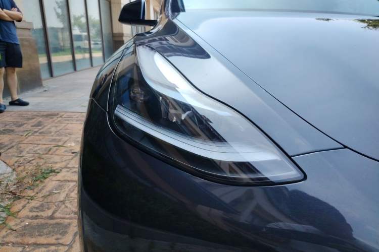 Used Tesla Model Y 2024 Rear-Wheel-Drive Version Right Front Headlight