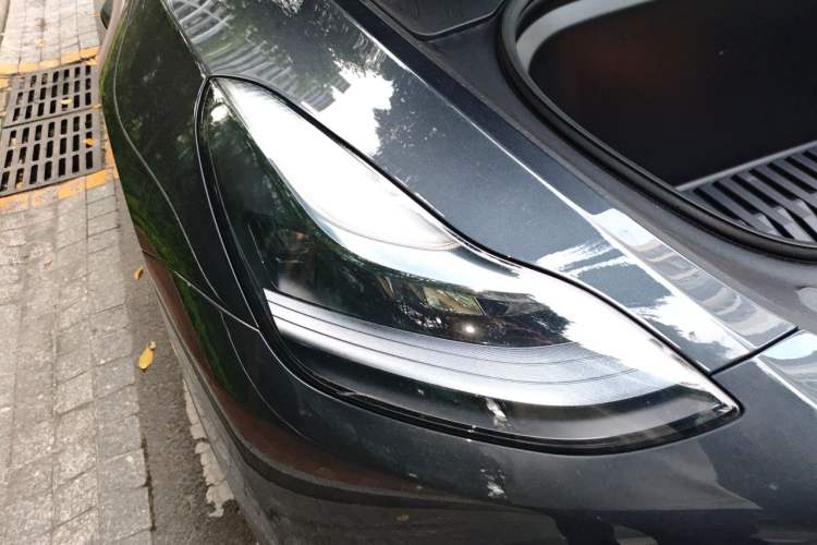 Used Tesla Model Y 2024 Rear-Wheel-Drive Version Right Front Headlight