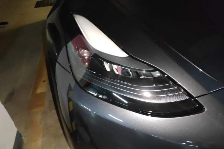 Used Tesla Model Y 2024 Rear-Wheel-Drive Version Right Front Headlight