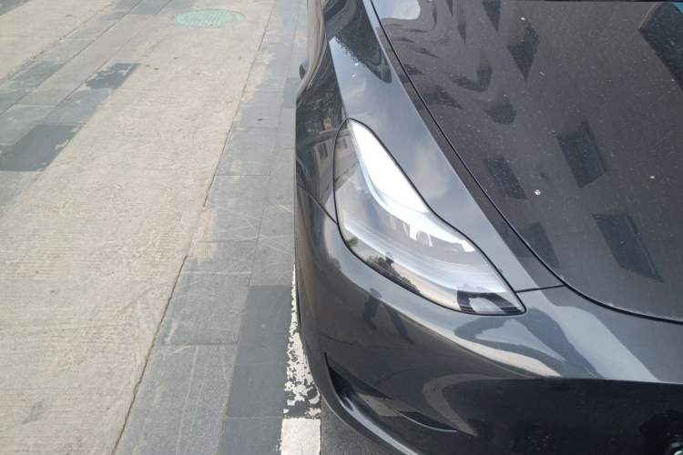 Used Tesla Model Y 2024 Rear-Wheel-Drive Version Right Front Headlight