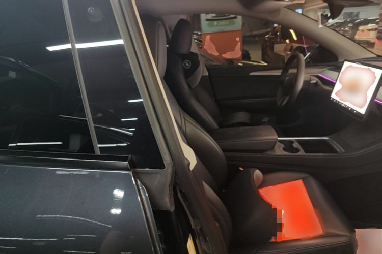 Used Tesla Model Y 2024 Rear-Wheel-Drive Version Right Front Seat