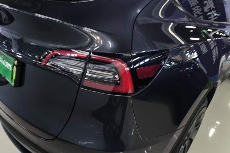Used Tesla Model Y 2024 Rear-Wheel-Drive Version Right Rear Taillight