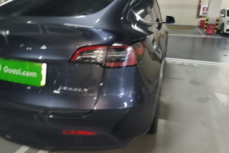 Used Tesla Model Y 2024 Rear-Wheel-Drive Version Right Rear Taillight