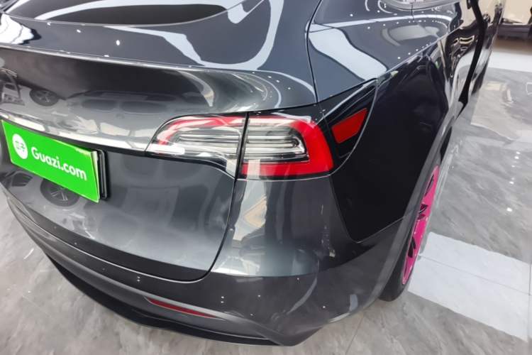 Used Tesla Model Y 2024 Rear-Wheel-Drive Version Right Rear Taillight