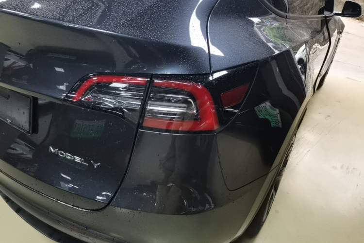 Used Tesla Model Y 2024 Rear-Wheel-Drive Version Right Rear Taillight