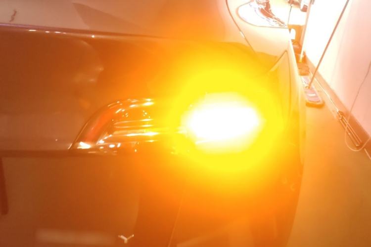 Used Tesla Model Y 2024 Long-Range All-Wheel-Drive Version Right Rear Taillight