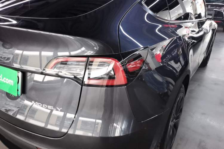 Used Tesla Model Y 2024 Rear-Wheel-Drive Version Right Rear Taillight