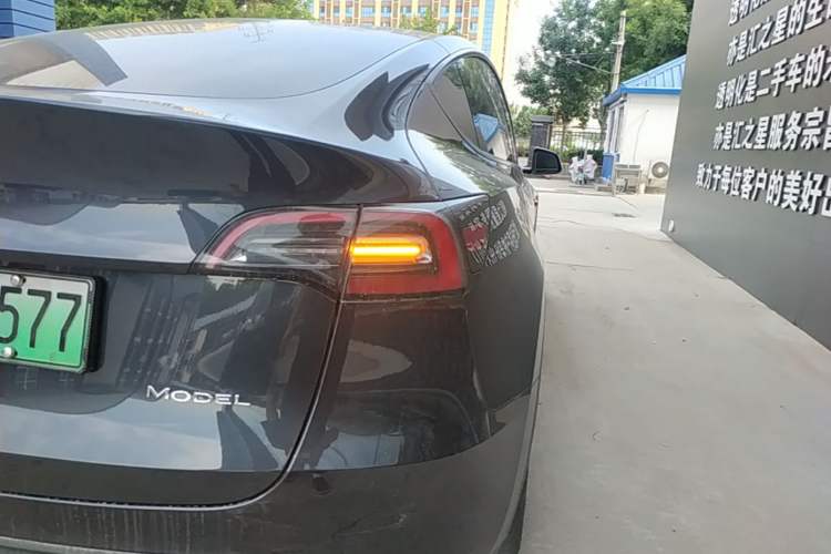 Used Tesla Model Y 2024 Rear-Wheel-Drive Version Right Rear Taillight