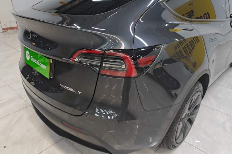 Used Tesla Model Y 2024 Rear-Wheel-Drive Version Right Rear Taillight