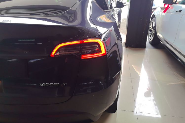 Used Tesla Model Y 2024 Rear-Wheel-Drive Version Right Rear Taillight