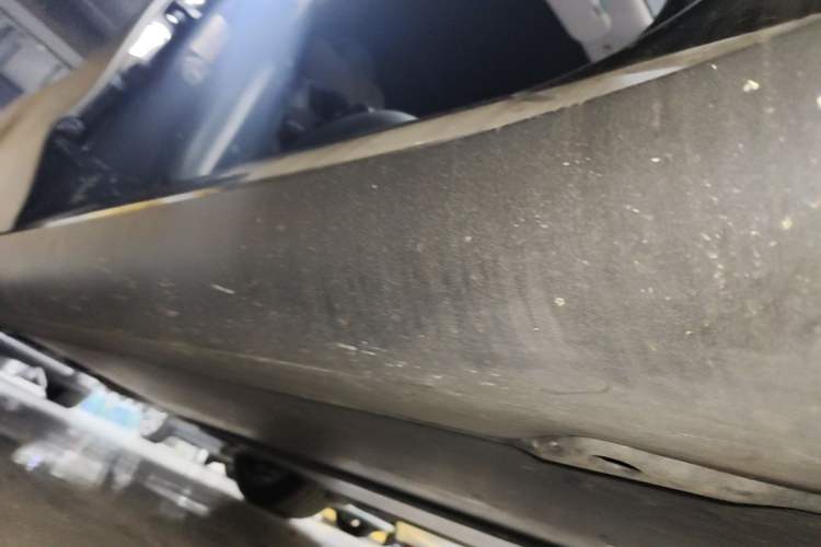 Used Tesla Model Y 2024 Rear-Wheel-Drive Version Right Side Sill