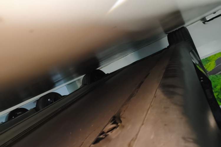 Used Tesla Model Y 2024 Rear-Wheel-Drive Version Right Side Sill