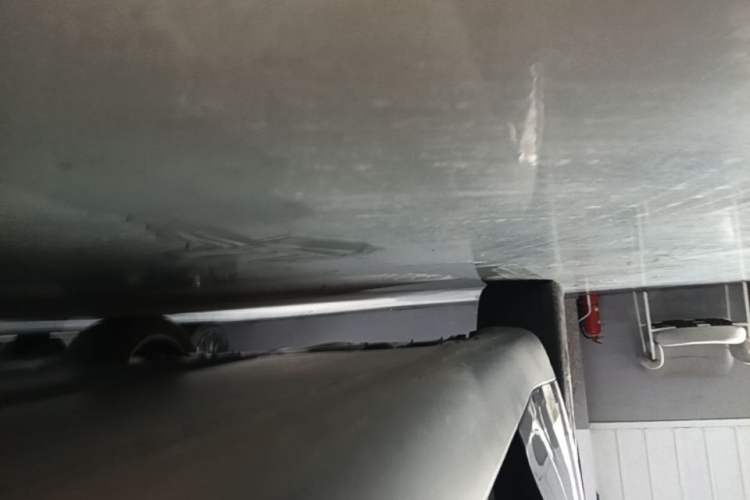 Used Tesla Model Y 2024 Rear-Wheel-Drive Version Right Side Sill