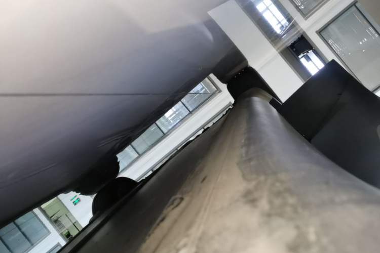 Used Tesla Model Y 2024 Rear-Wheel-Drive Version Right Side Sill