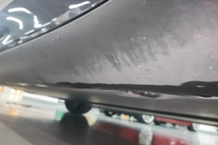 Used Tesla Model Y 2024 Rear-Wheel-Drive Version Right Side Sill