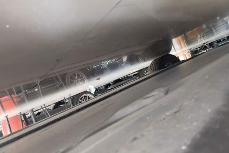 Used Tesla Model Y 2024 Rear-Wheel-Drive Version Right Side Sill