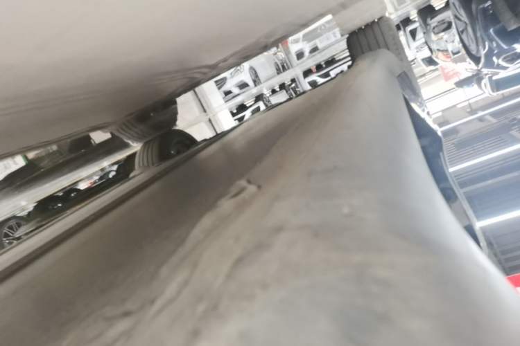 Used Tesla Model Y 2024 Rear-Wheel-Drive Version Right Side Sill