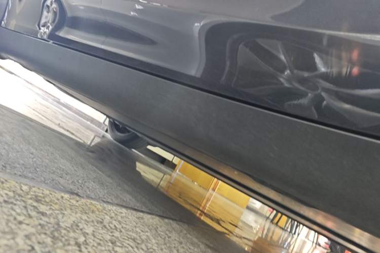 Used Tesla Model Y 2024 Rear-Wheel-Drive Version Right Side Sill
