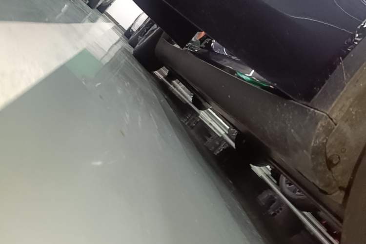 Used Tesla Model Y 2024 Rear-Wheel-Drive Version Right Side Sill