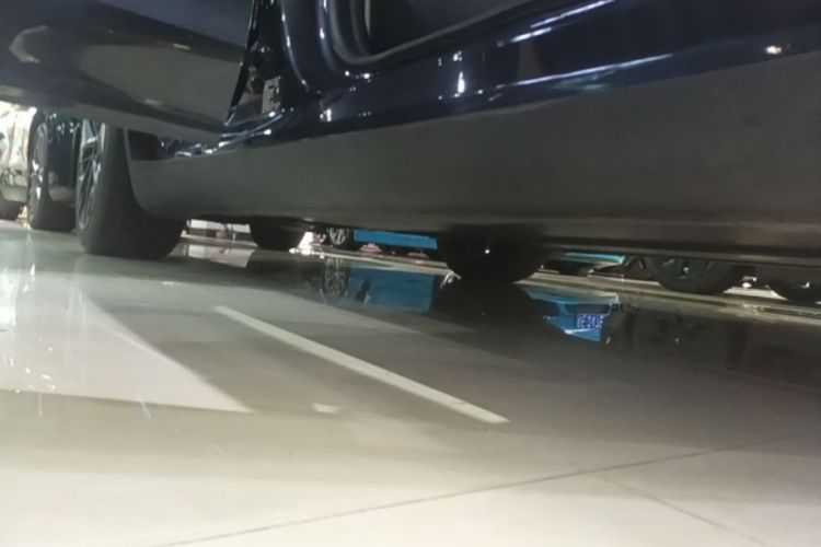Used Tesla Model Y 2024 Rear-Wheel-Drive Version Right Side Sill