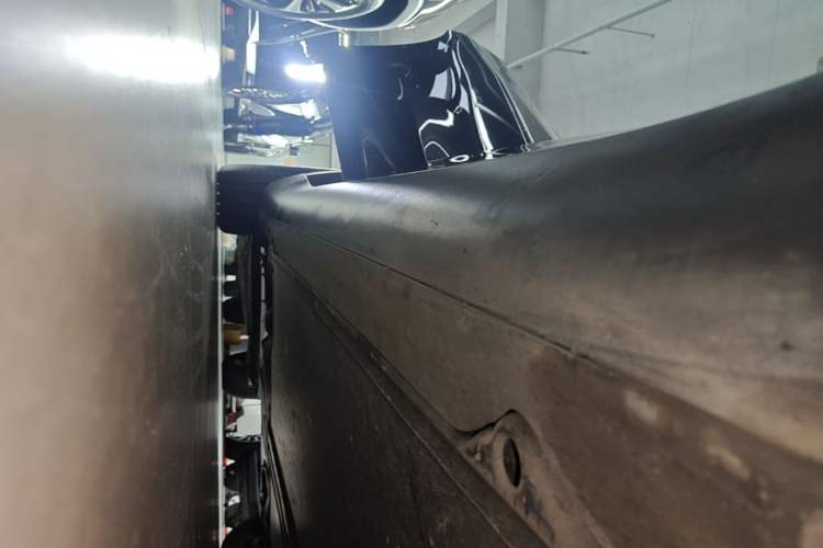 Used Tesla Model Y 2024 Rear-Wheel-Drive Version Right Side Sill
