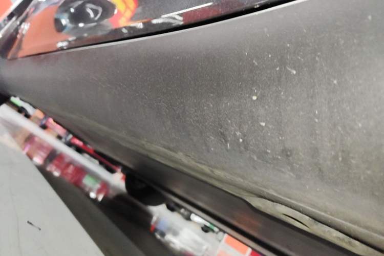 Used Tesla Model Y 2024 Rear-Wheel-Drive Version Right Side Sill