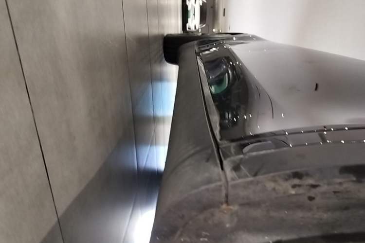 Used Tesla Model Y 2024 Rear-Wheel-Drive Version Right Side Sill