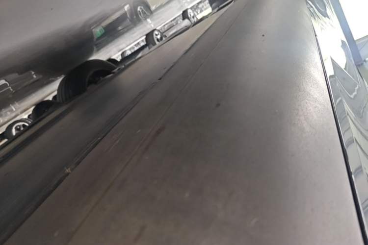 Used Tesla Model Y 2024 Rear-Wheel-Drive Version Right Side Sill