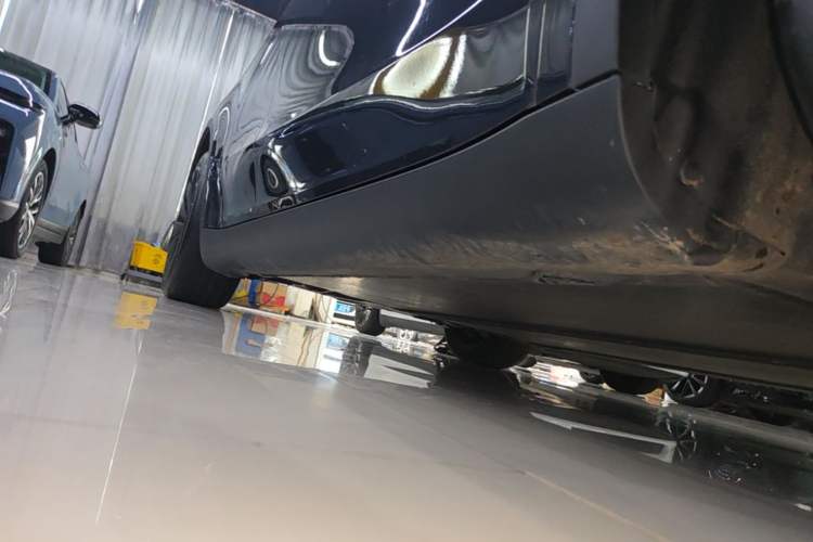 Used Tesla Model Y 2024 Rear-Wheel-Drive Version Right Side Sill