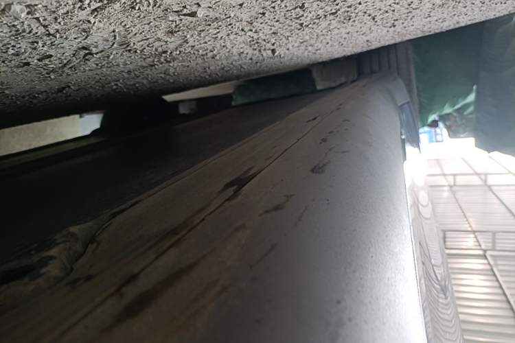 Used Tesla Model Y 2024 Rear-Wheel-Drive Version Right Side Sill