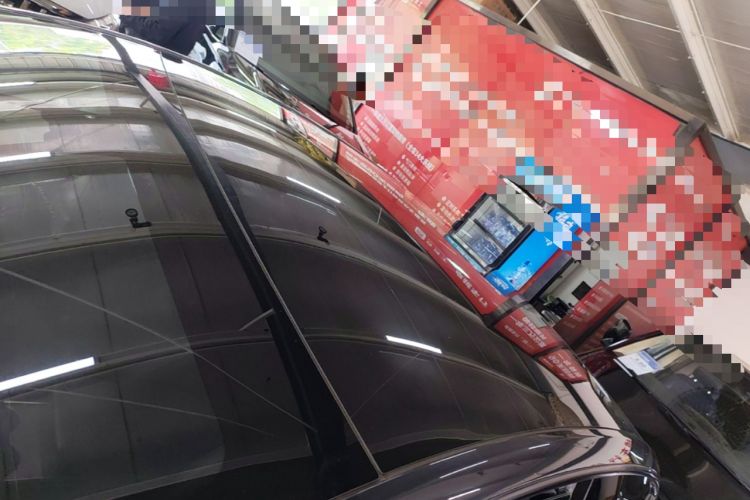 Used Tesla Model Y 2024 Rear-Wheel-Drive Version Roof