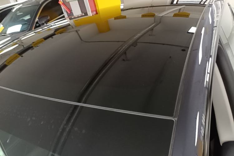 Used Tesla Model Y 2024 Rear-Wheel-Drive Version Roof