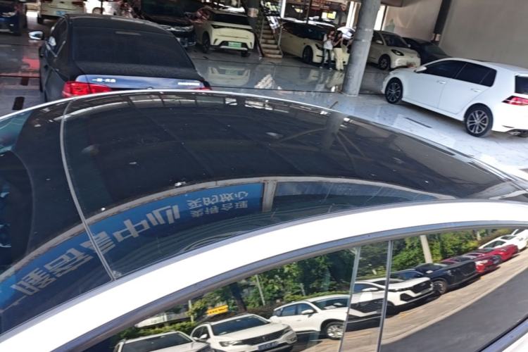 Used Tesla Model Y 2024 Rear-Wheel-Drive Version Roof